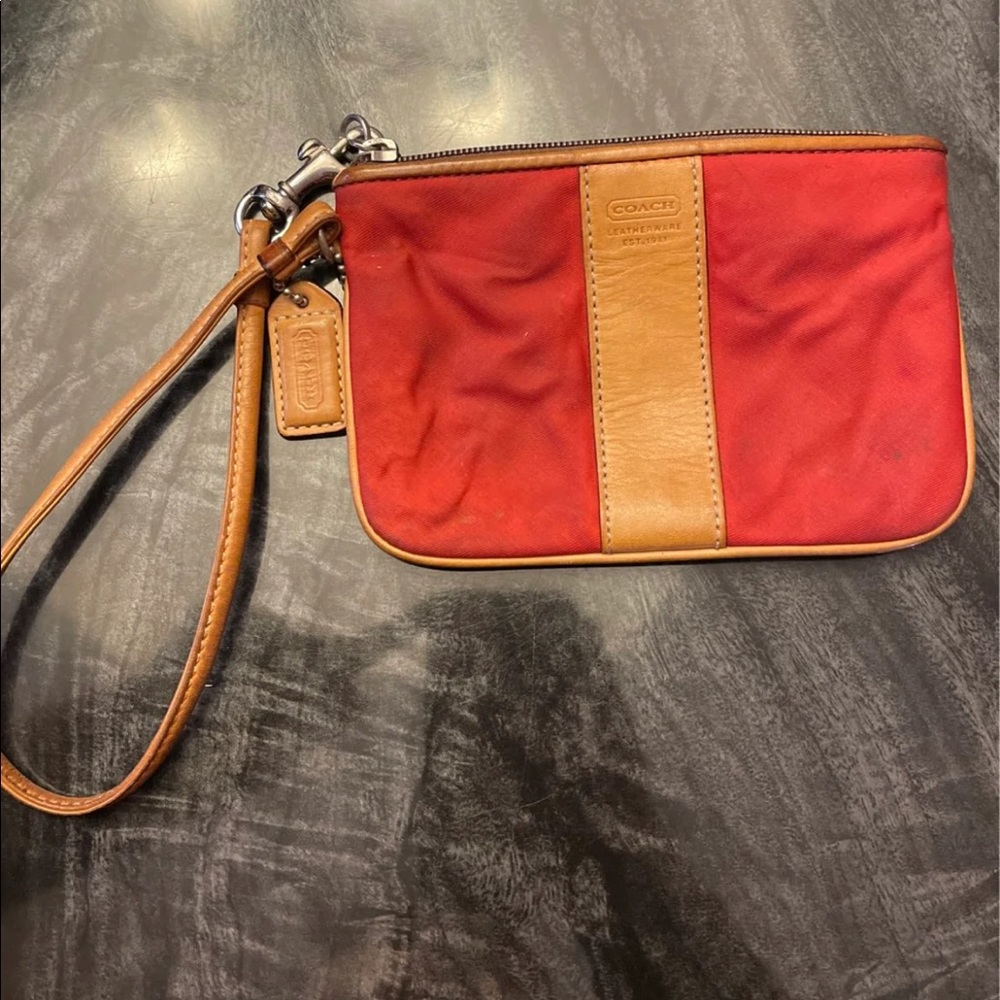 Used Coach wristlet